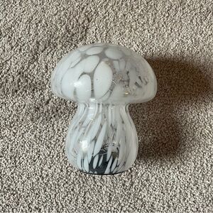 Mushroom light